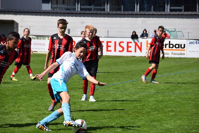 谓火花四溅 谓火花四溅